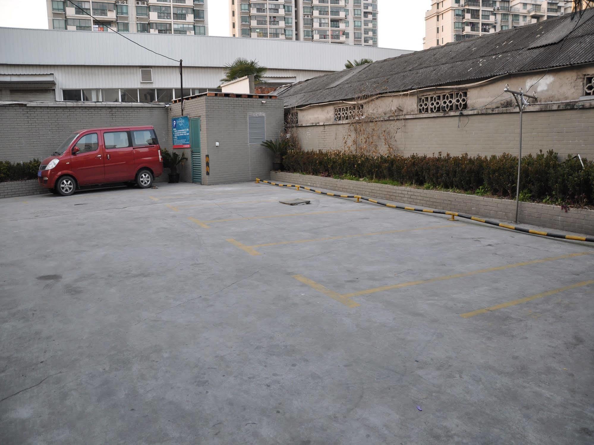 Jingjiang Inn Shanghai Hutai Road Xangai Exterior foto